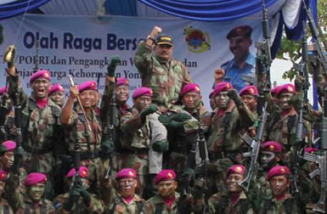 Rahudman Warga Kehormatan Yonmarhanlan I Belawan